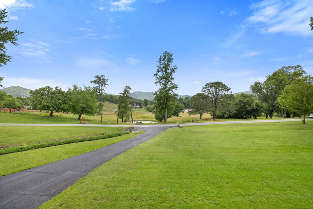 421037 Hiawassee Residential