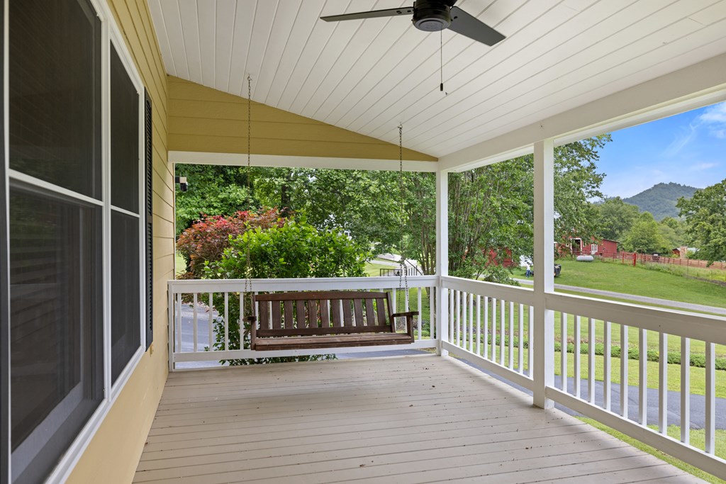 421037 Hiawassee Residential