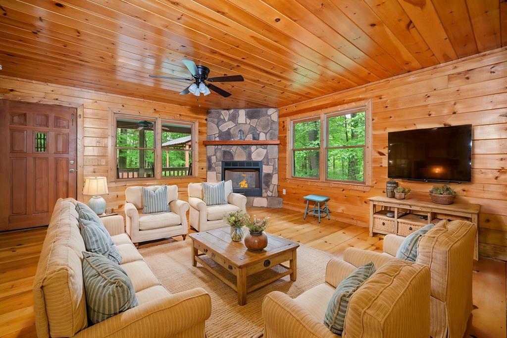 421042 Ellijay Residential