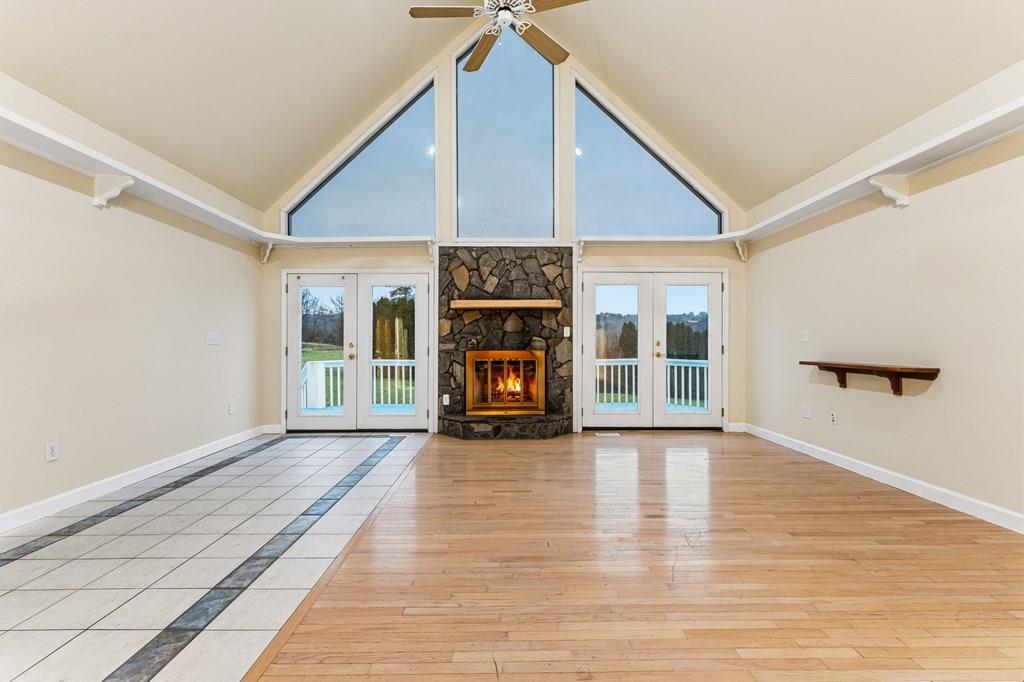 421043 Murphy Residential