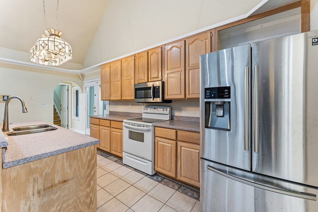 421043 Murphy Residential