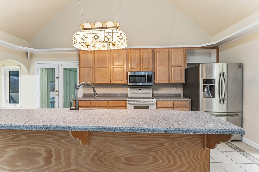 421043 Murphy Residential