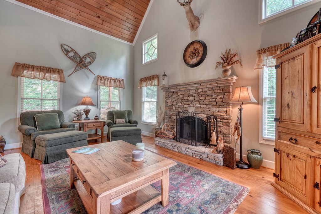 421047 Hiawassee Residential