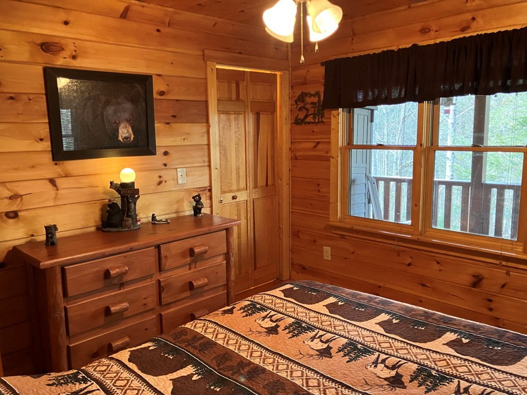 421048 Murphy Residential