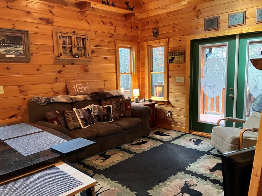 421048 Murphy Residential