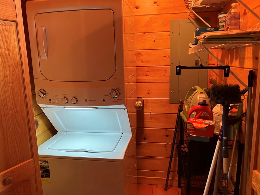 421048 Murphy Residential