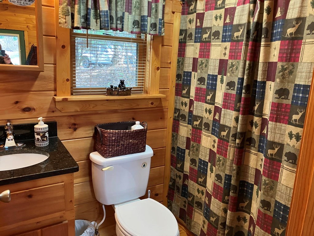 421048 Murphy Residential