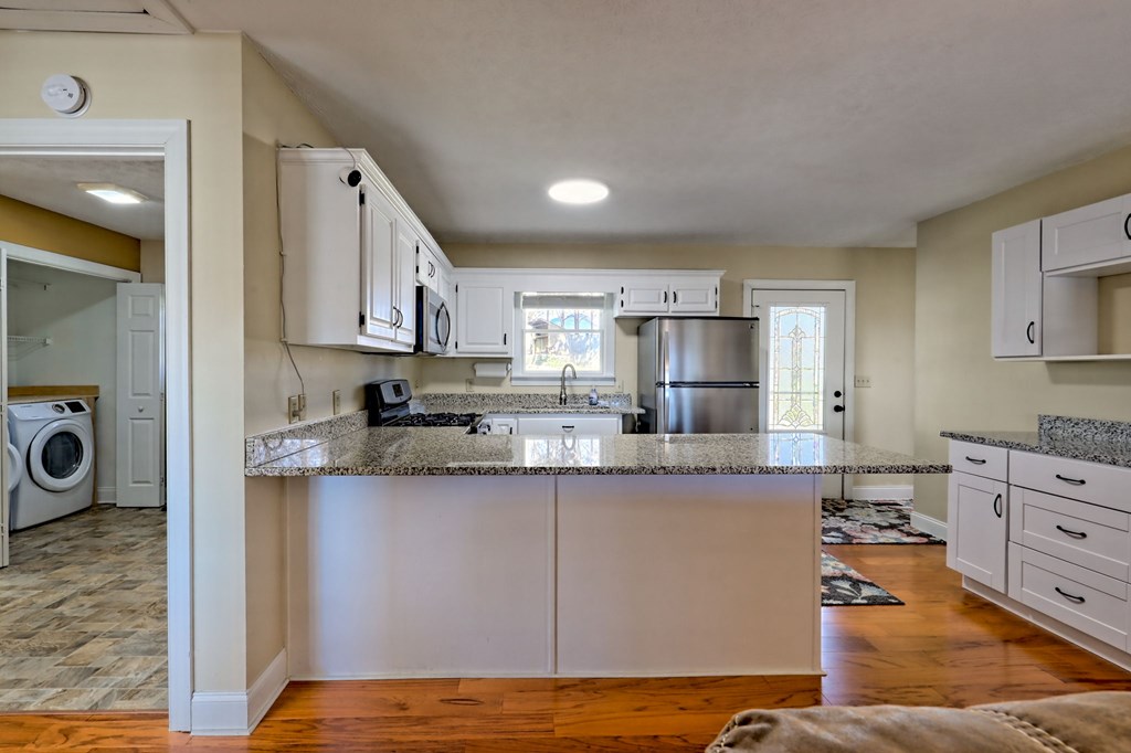 421053 Hiawassee Residential