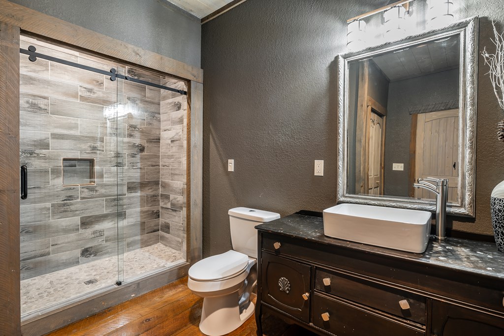 421058 Mineral Bluff Residential