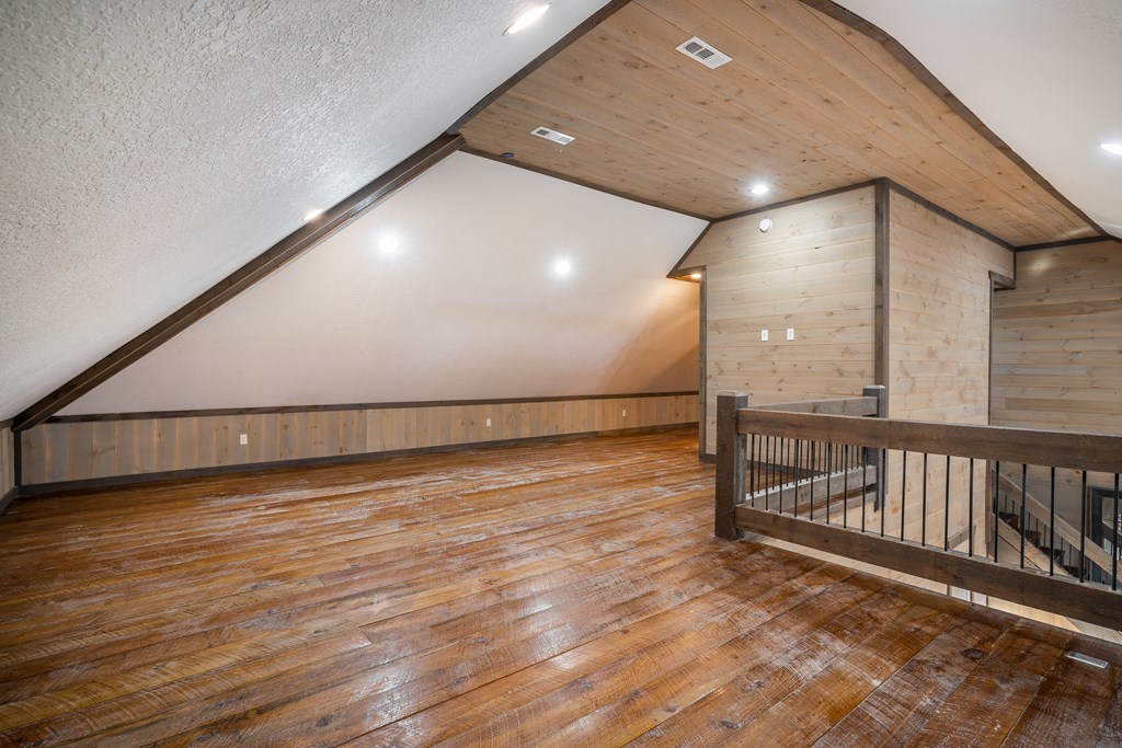 421058 Mineral Bluff Residential