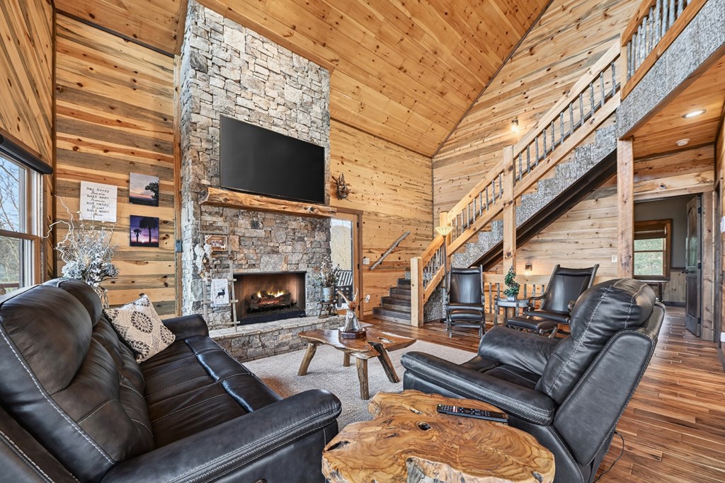 421064 Blue Ridge Residential