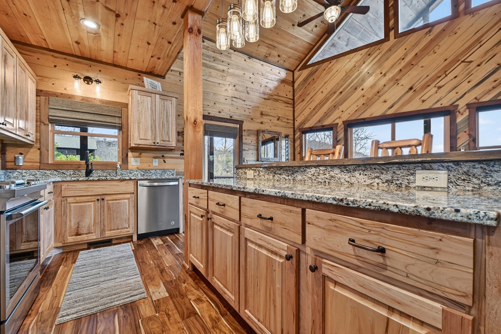 421064 Blue Ridge Residential