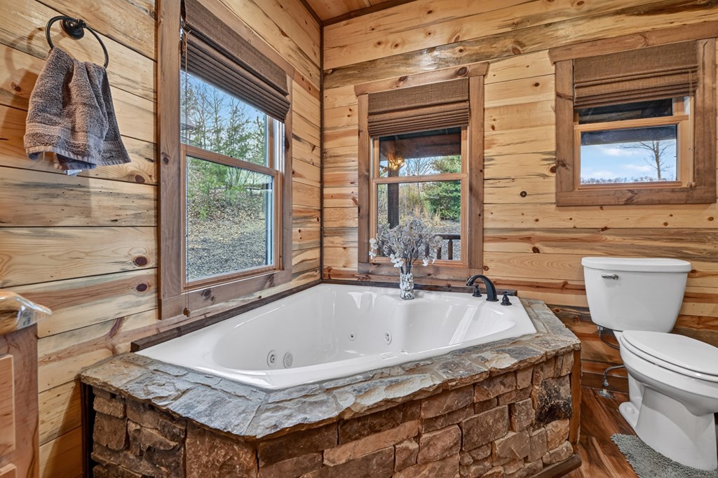 421064 Blue Ridge Residential