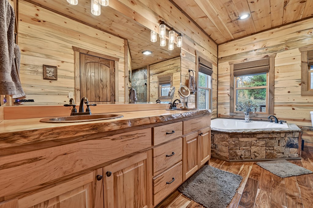 421064 Blue Ridge Residential