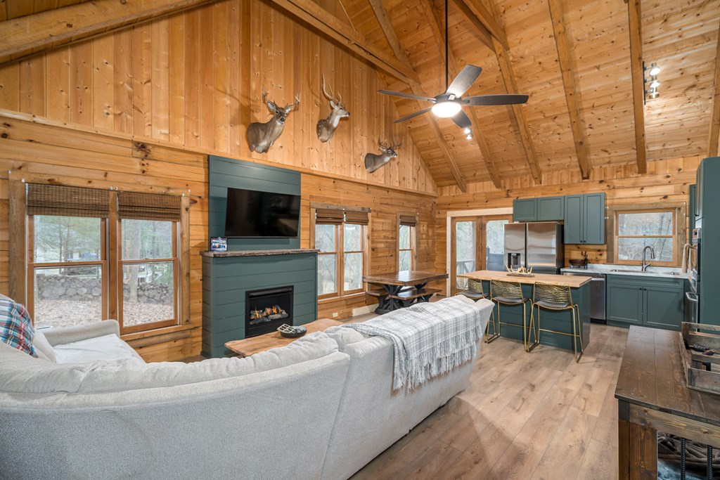 421074 Blairsville Residential