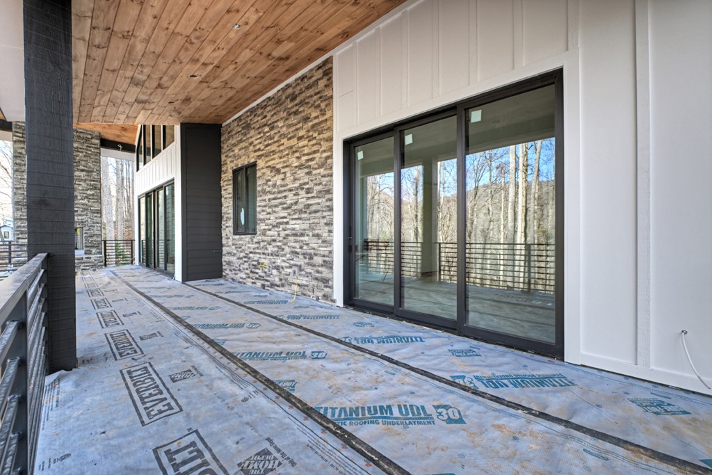 421088 Morganton Residential