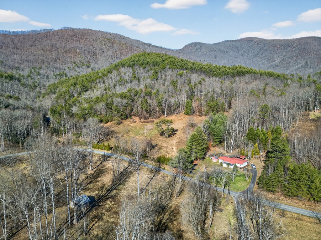 421091 Hayesville Residential