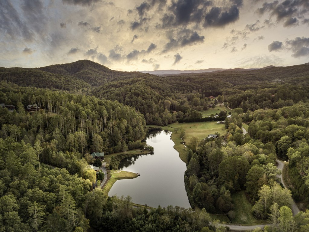 421095 Mineral Bluff Residential