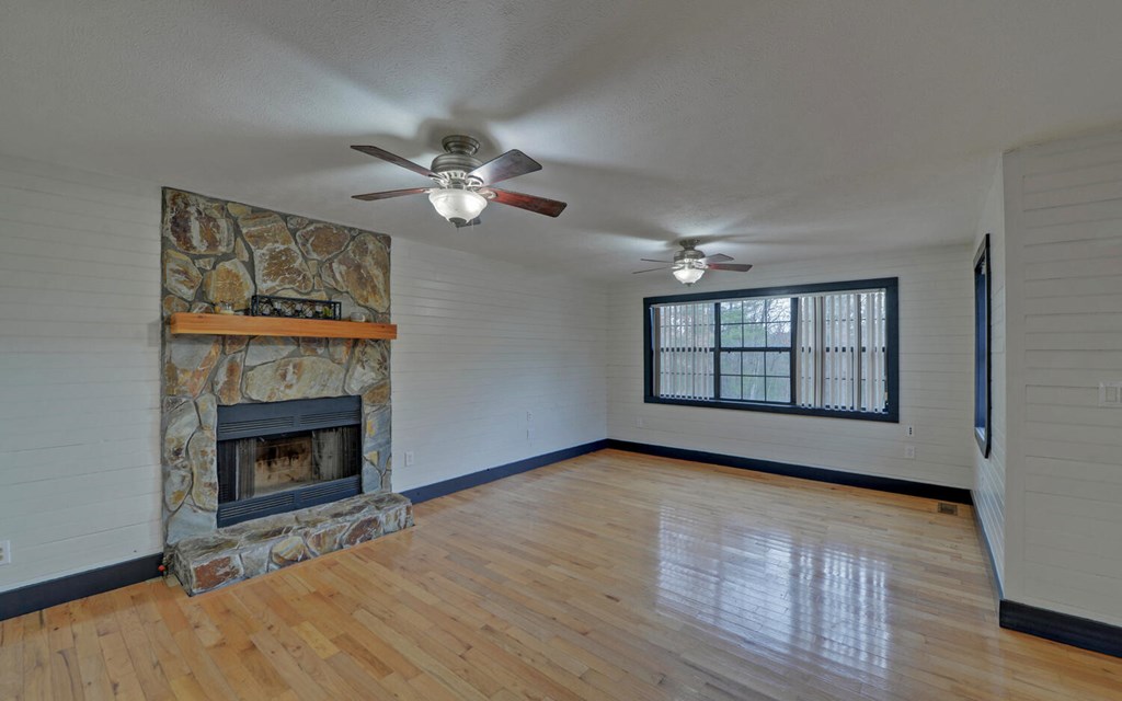 421096 Morganton Residential