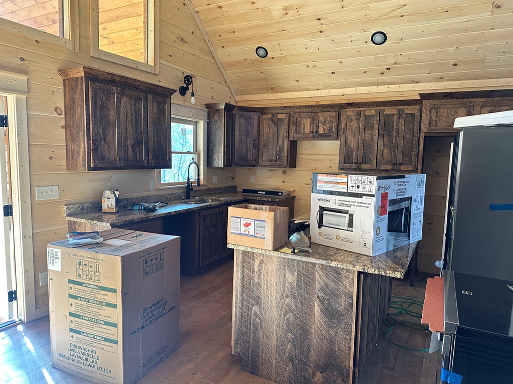 421104 Ellijay Residential