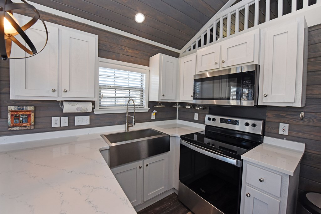 421115 Blairsville Residential