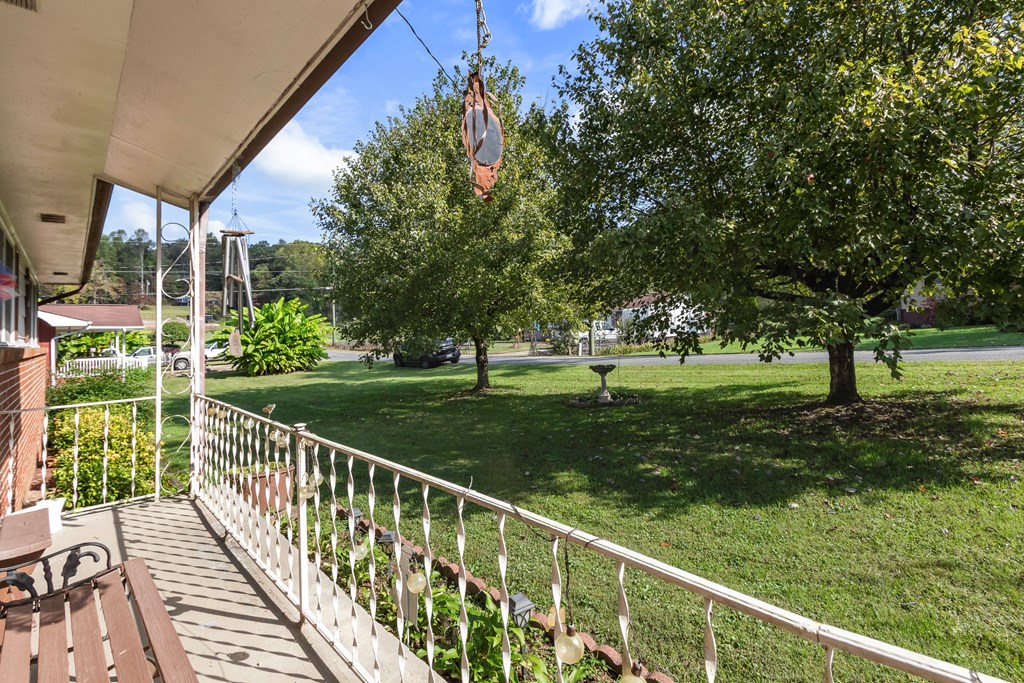 421122 Andrews Residential