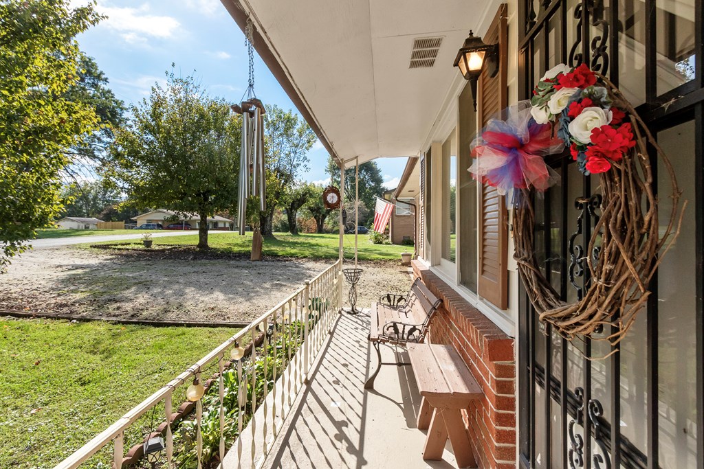 421122 Andrews Residential