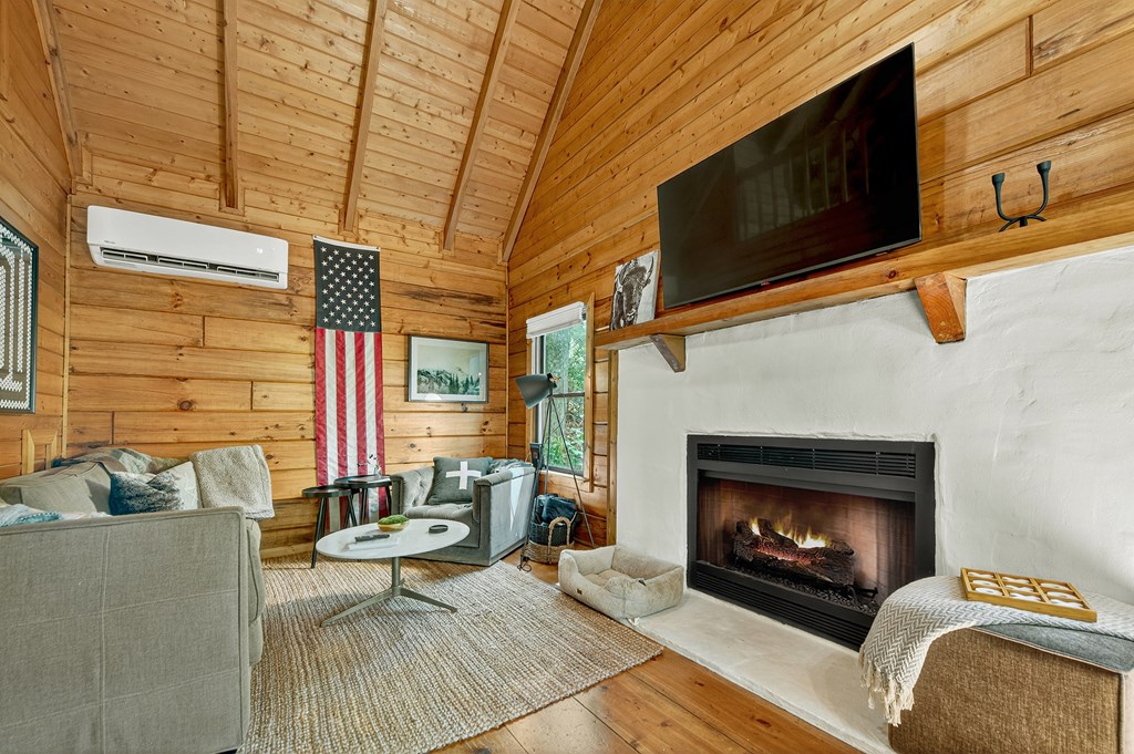 421125 Cherry Log Residential