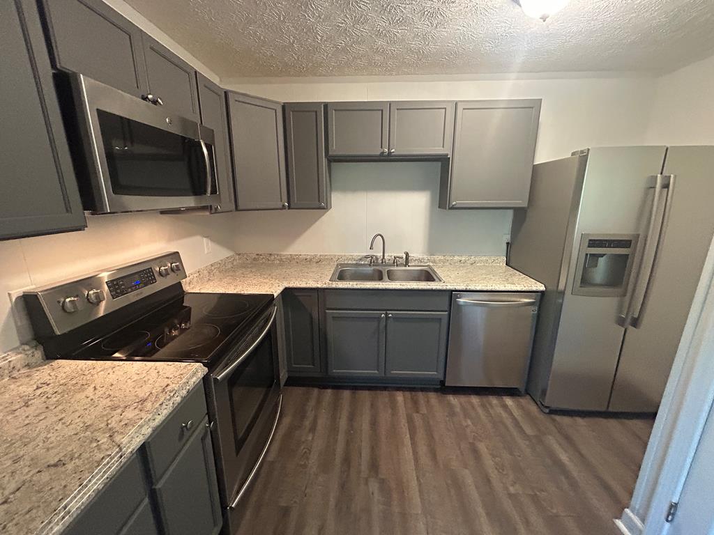 421129 Blue Ridge Residential