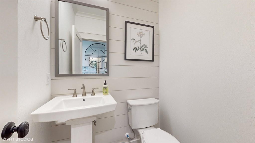 421133 Hiawassee Residential