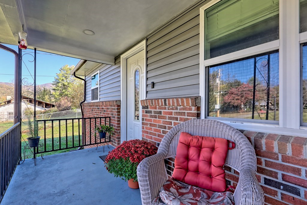 421135 Andrews Residential