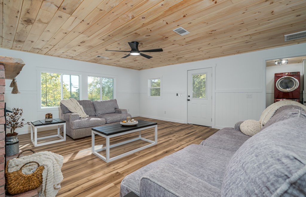 421147 Jasper Residential