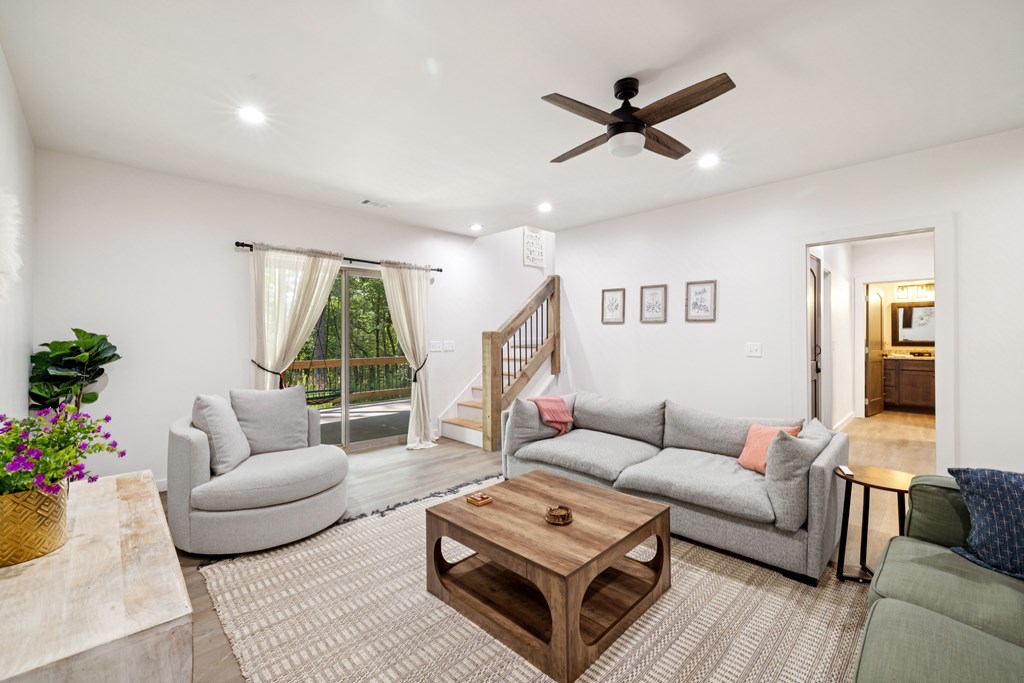 421175 Mineral Bluff Residential