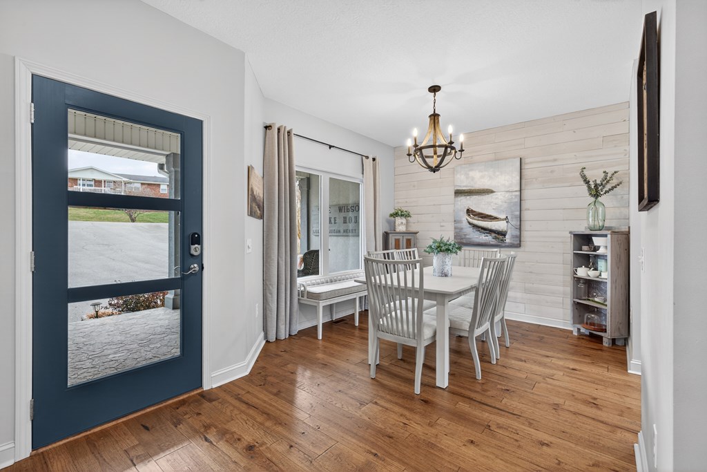 421176 Hiawassee Townhouse