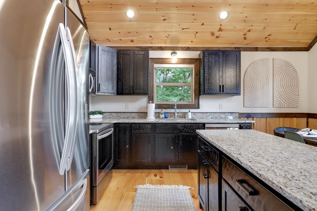 421178 Morganton Residential