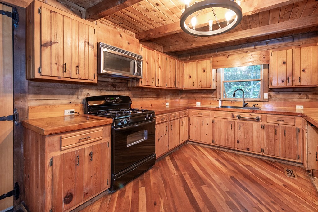 421181 Jasper Residential