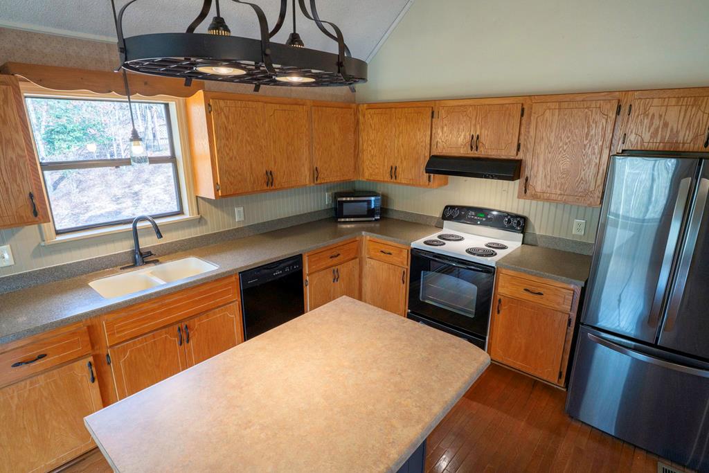 421188 Murphy Residential