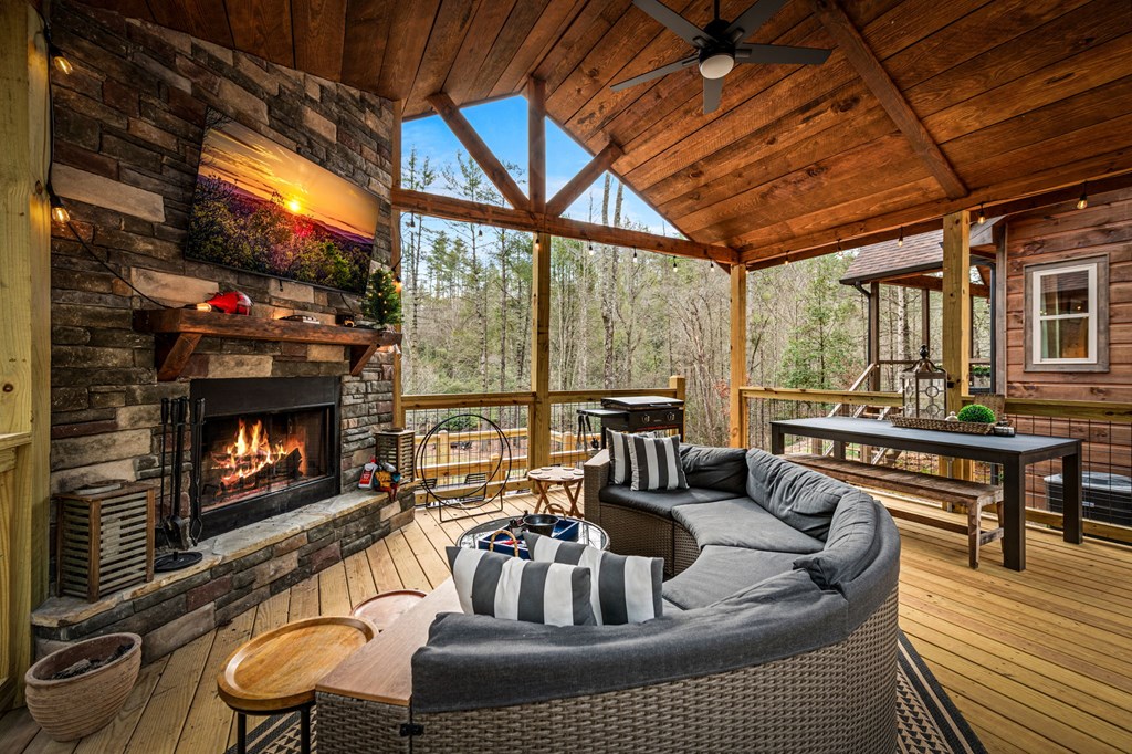 421192 McCaysville Residential