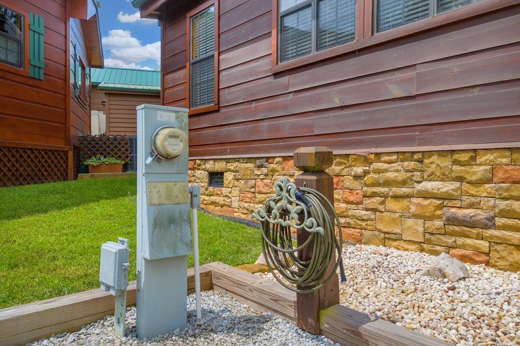 421199 Rabun Residential