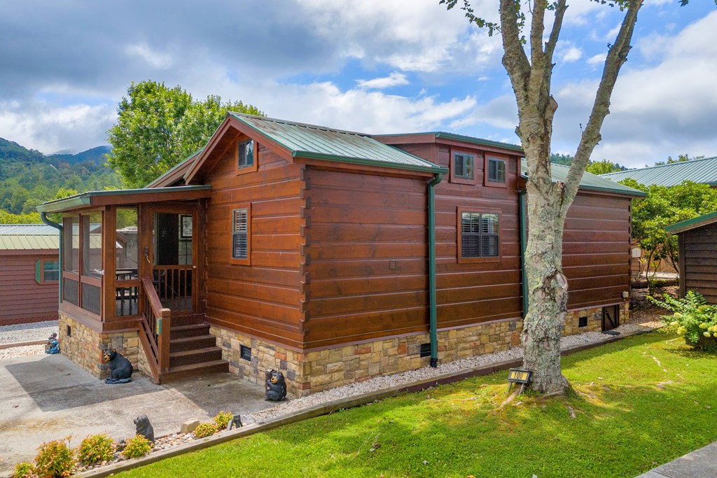 421199 Rabun Residential