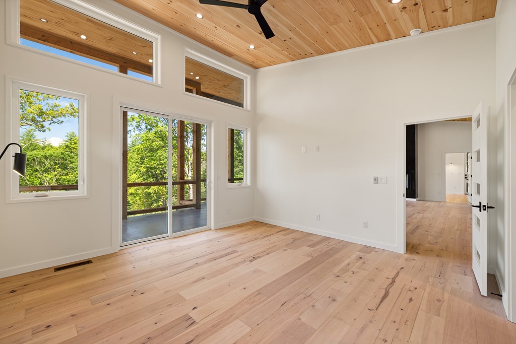 421206 Mineral Bluff Residential