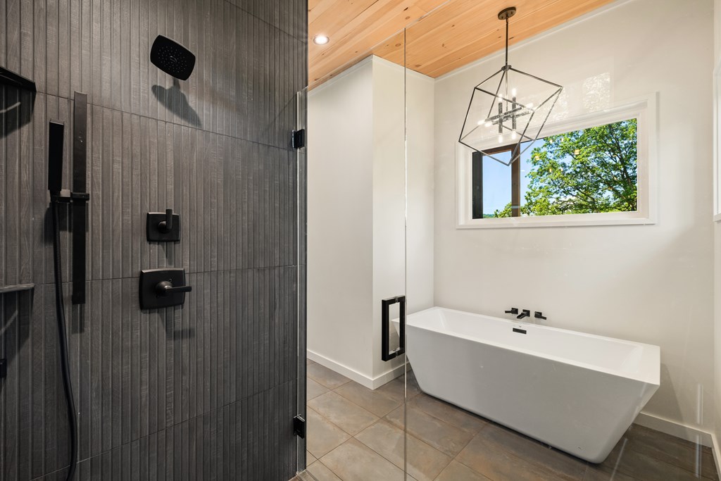 421206 Mineral Bluff Residential