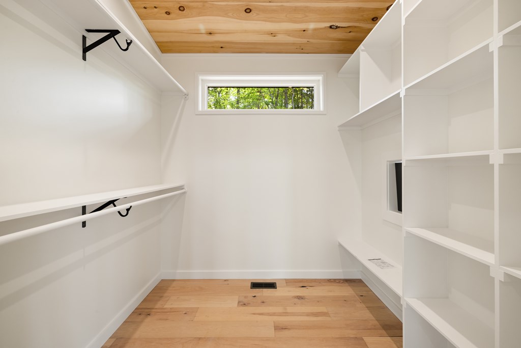 421206 Mineral Bluff Residential