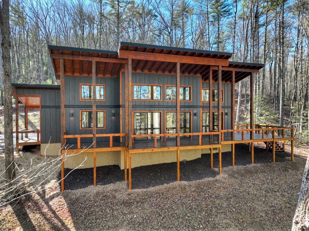 422215 Blue Ridge Residential