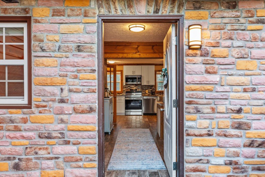 422219 Morganton Residential