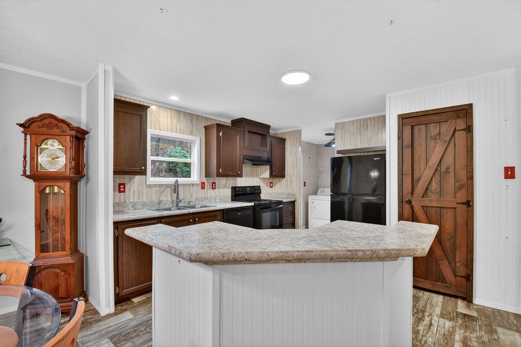 422223 Blairsville Residential