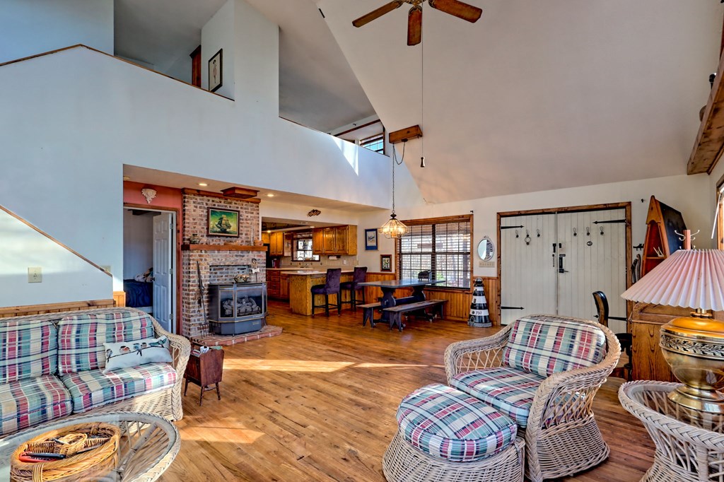 422226 Hiawassee Residential