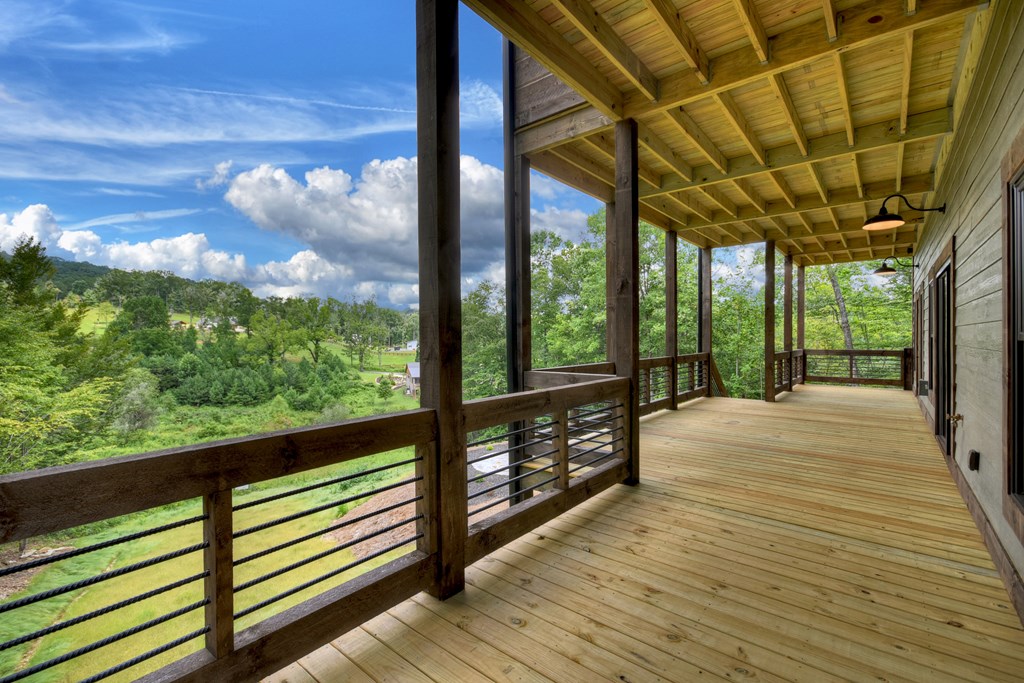 422243 Blue Ridge Residential