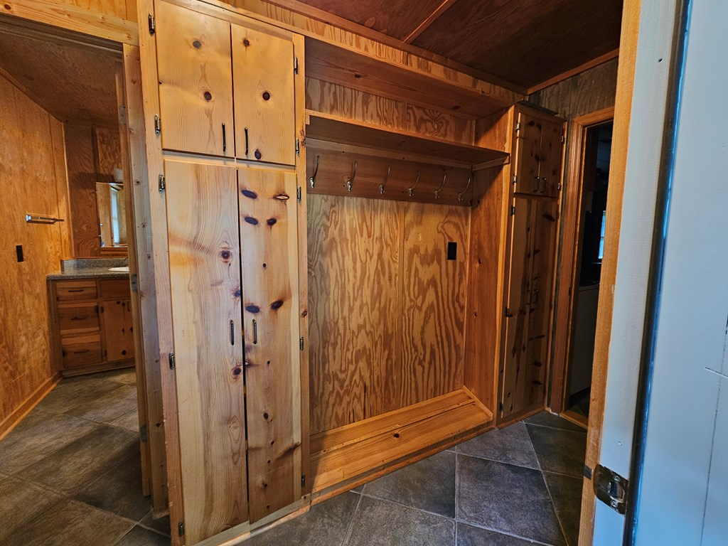 422247 Talking Rock Residential