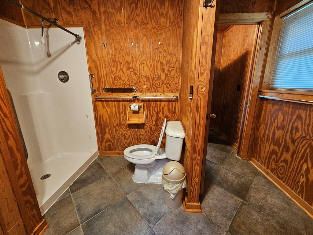 422247 Talking Rock Residential